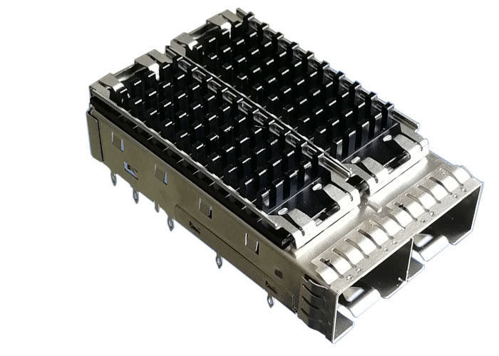 열 싱크 2는 금속 SFP 감금소 연결관을 3.05 mm 강제 맞춤 Pin 향합니다